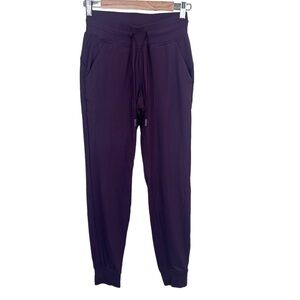 Lululemon Ready To Rulu Pant *29" Cassis Size 4